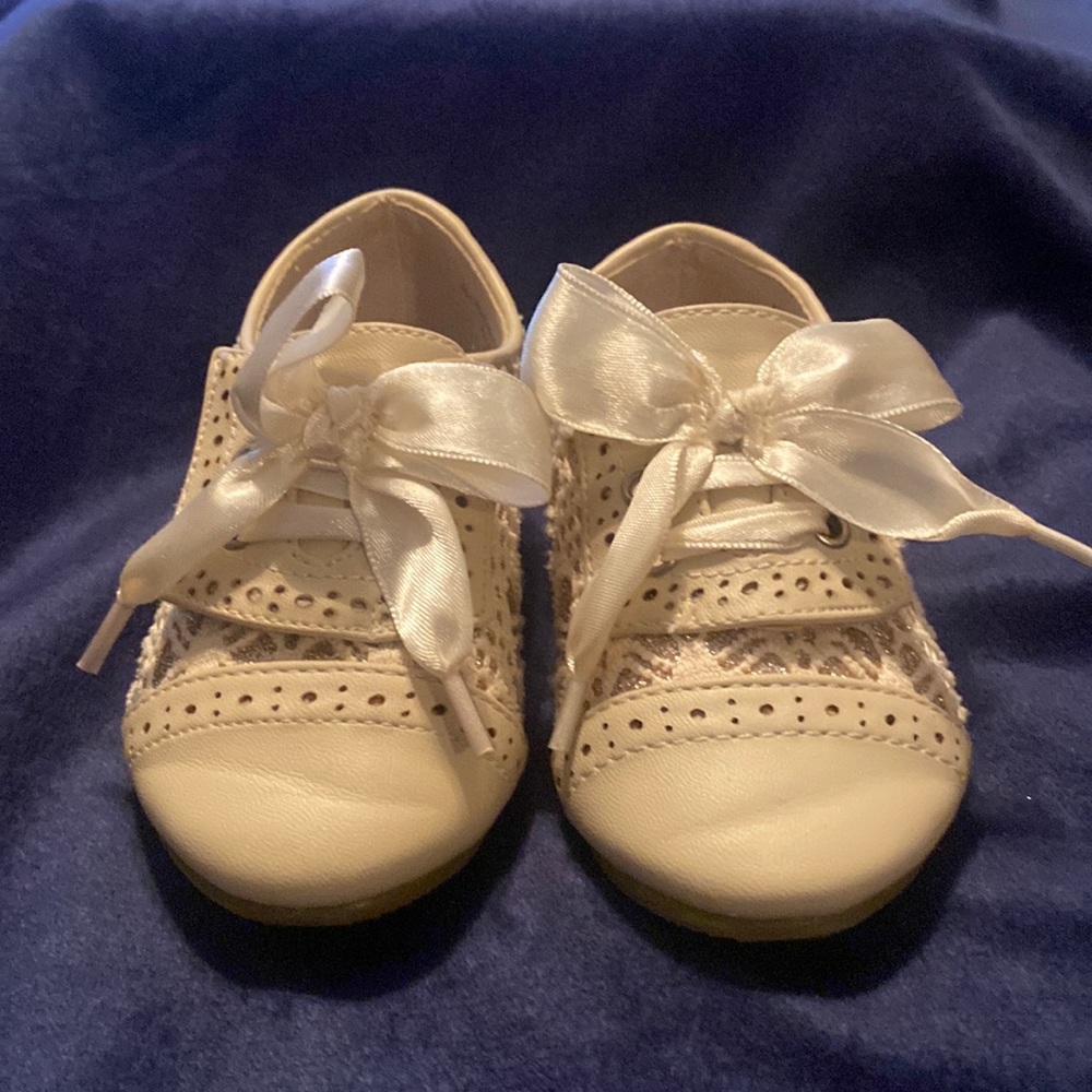 Baby girl shoe